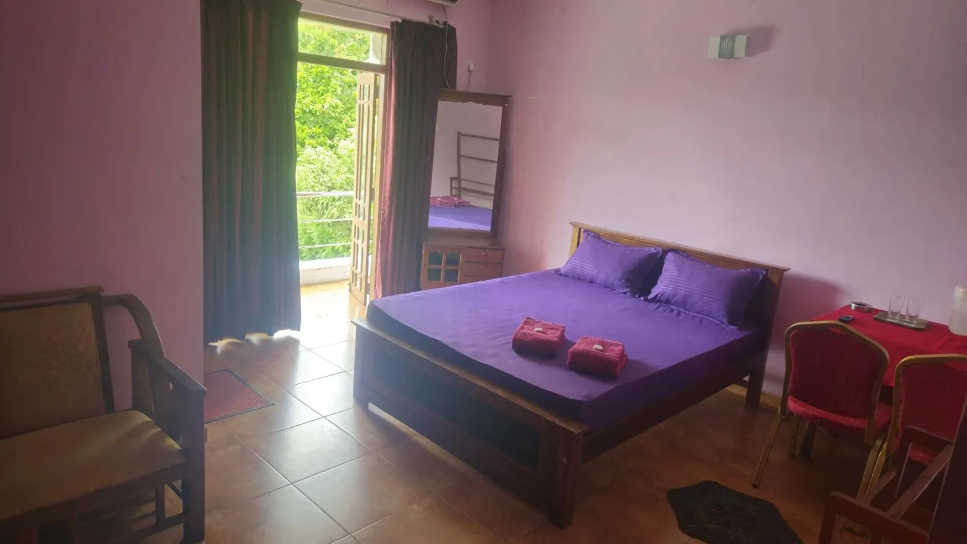 Love hotel Field View Hotel Minuwangoda